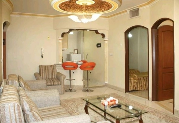 هتل آپارتمان میزبان